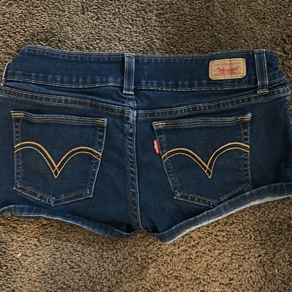 Levi Jean shorts size 7 - Picture 2 of 2